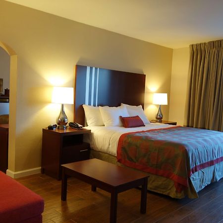 Hotel Ramada By Wyndham Sacramento North Highlands Exterior foto